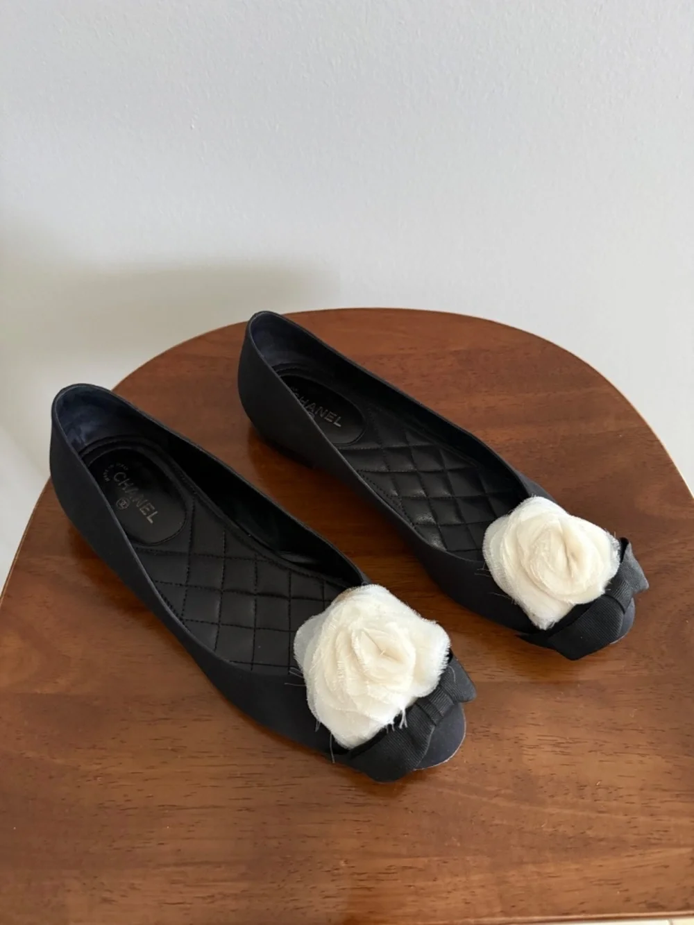 Vintage CHANEL Camellia Flower Ballet Flats | Euro 39
